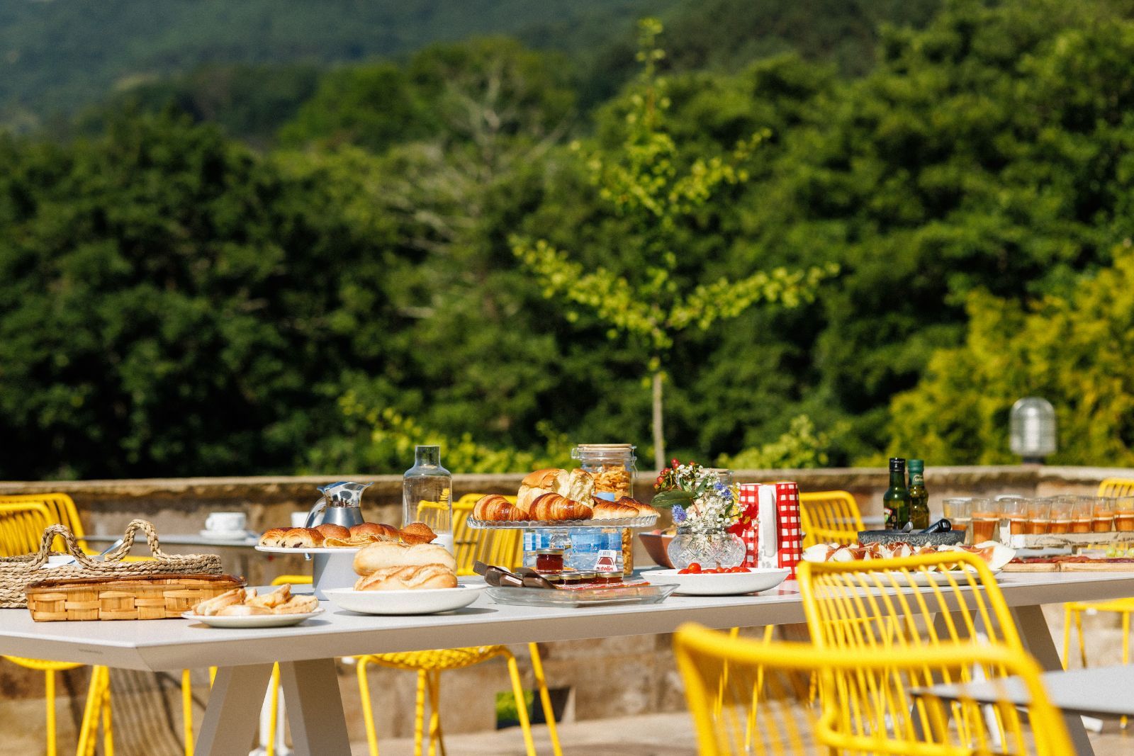 Agroturismo Arotzenea · Desconecta en la naturaleza