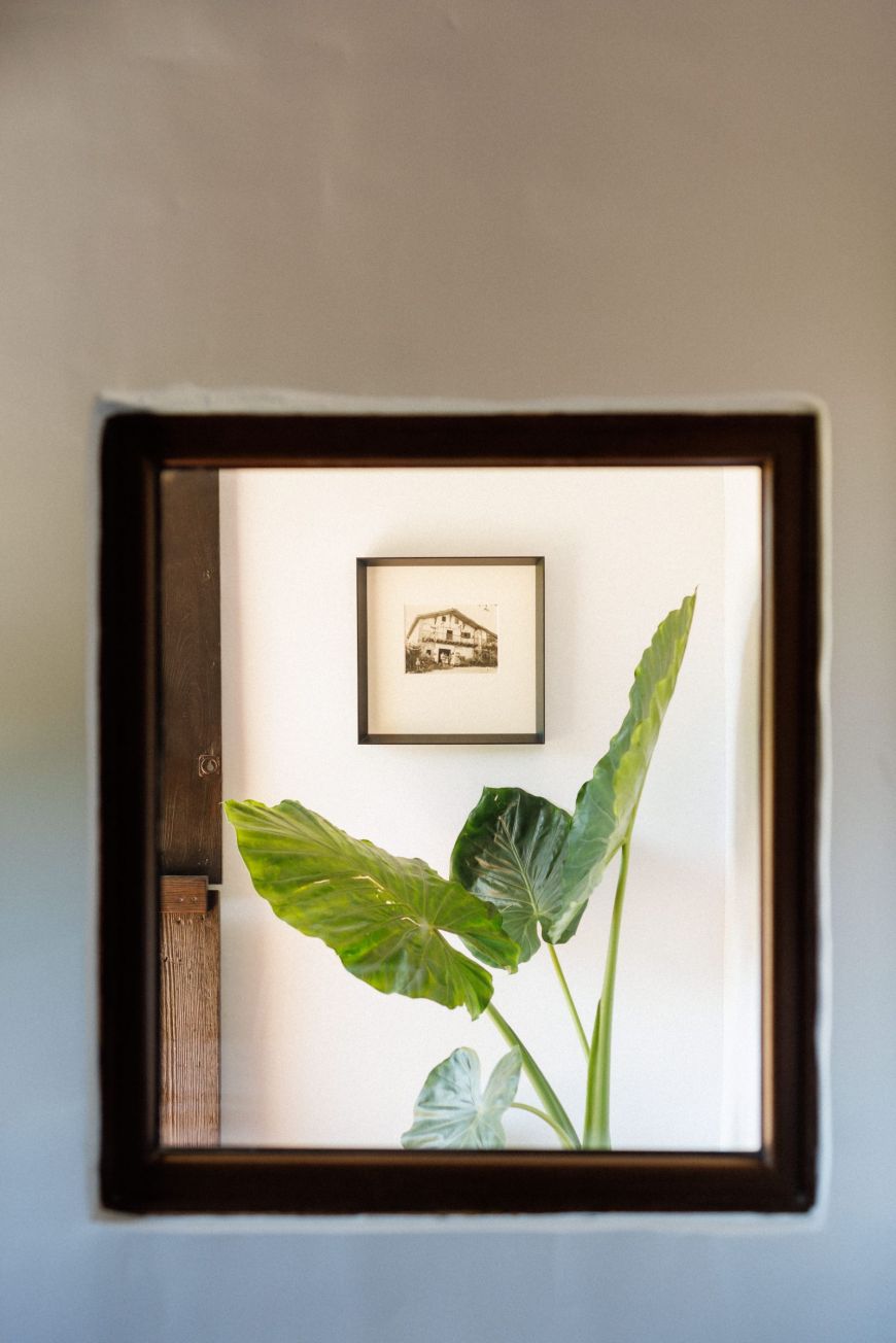 Agroturismo Arotzenea · Este hotel rústico, estilo chalé, ofrece conexión Wi-Fi y aparcamiento gratuitos.